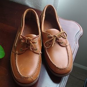 Sebago Docksides size 9.5